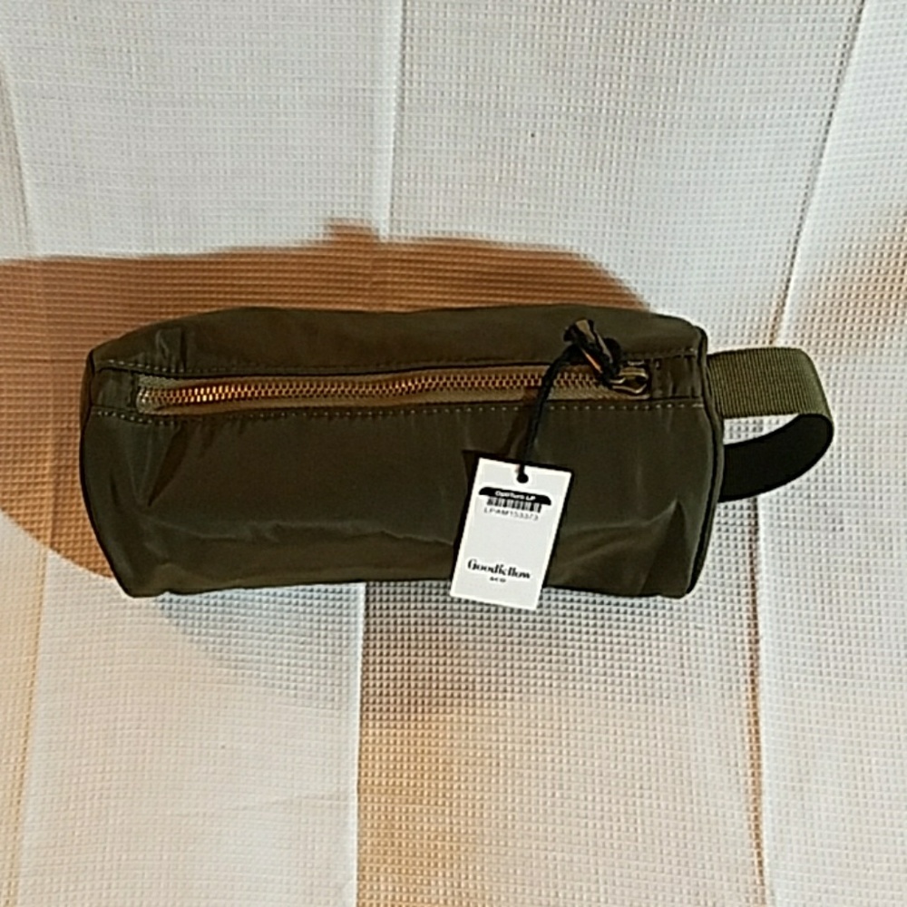 Travel case - Picture 2 of 3